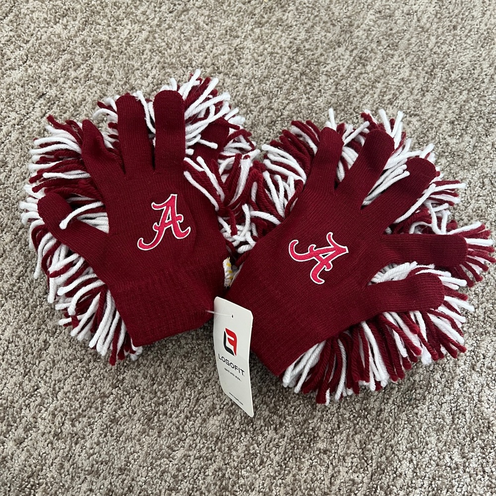 Alabama Pom Pom Gloves